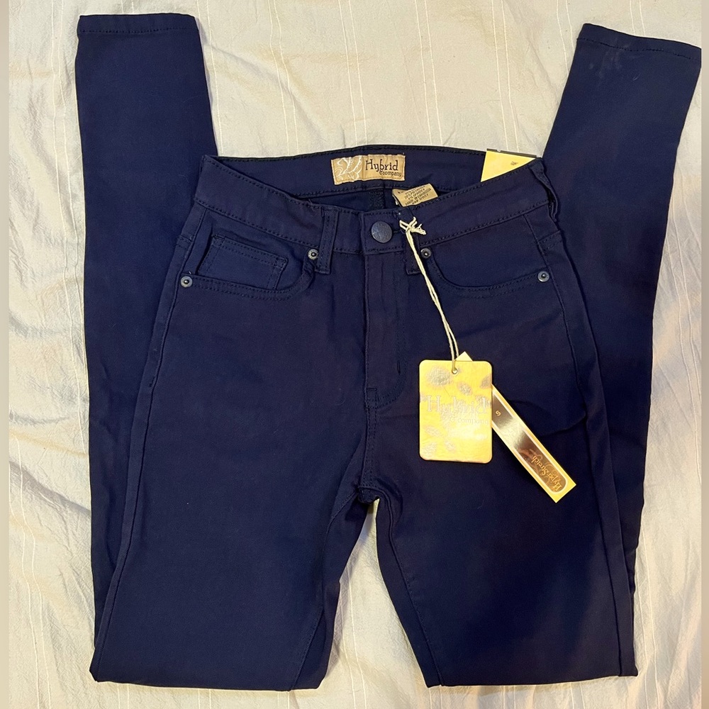 Hybrid & Company navy skinny leg pants